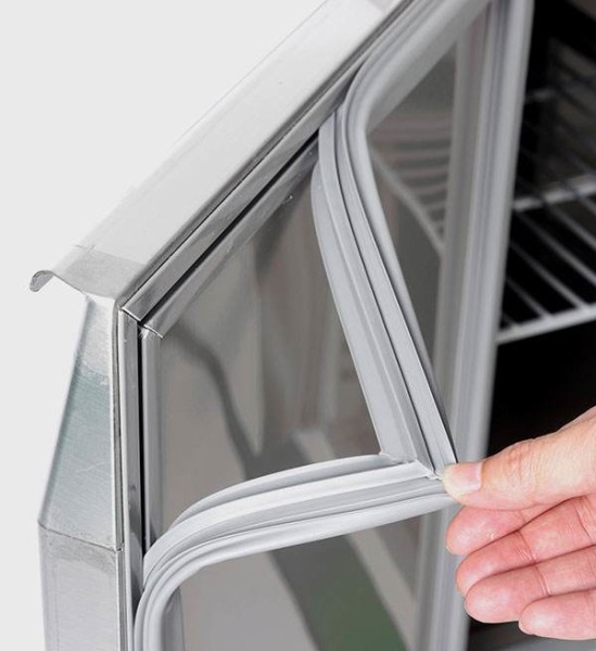 Kältedichtung Gummidichtung Tür für Kühltisch 700 Serie - THP, € 45,0